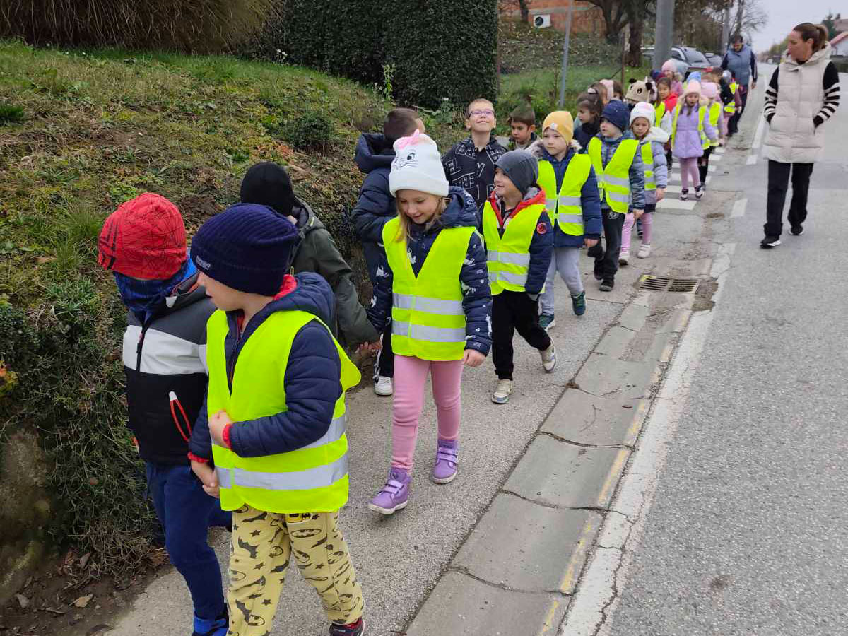 Jesenjska šetnja i druženje s prijateljima iz prvog razreda