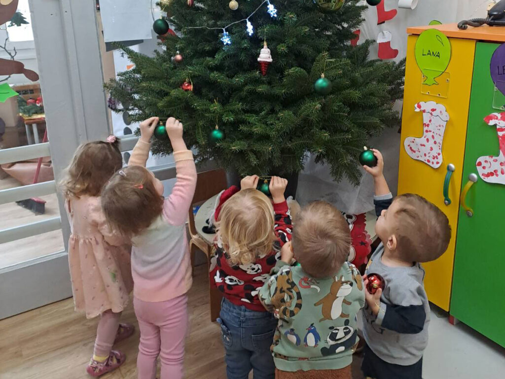 Ususret Božiću - Balončići