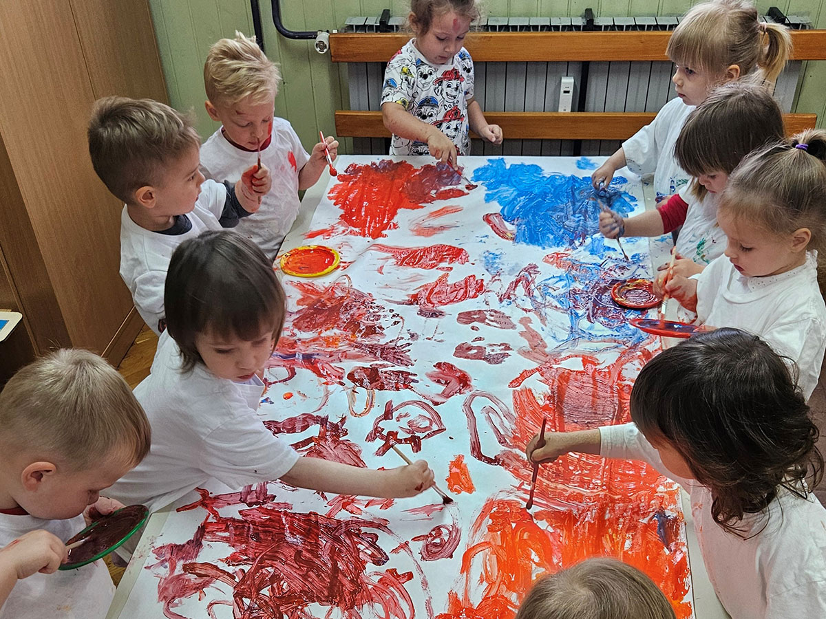 Akcijsko slikarstvo u dječjem likovnom izrazu