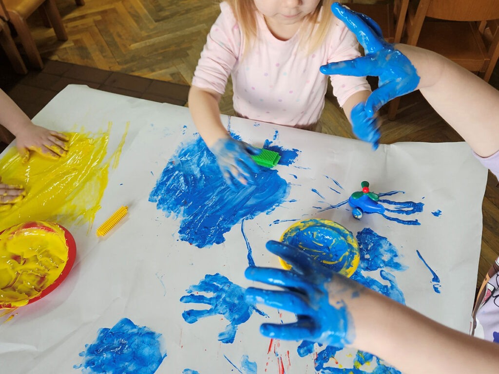 Akcijsko slikarstvo u dječjem likovnom izrazu