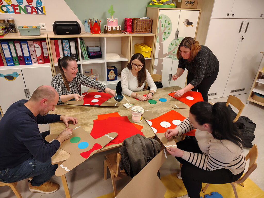 Roditelji izrađivali kostime za fašnik