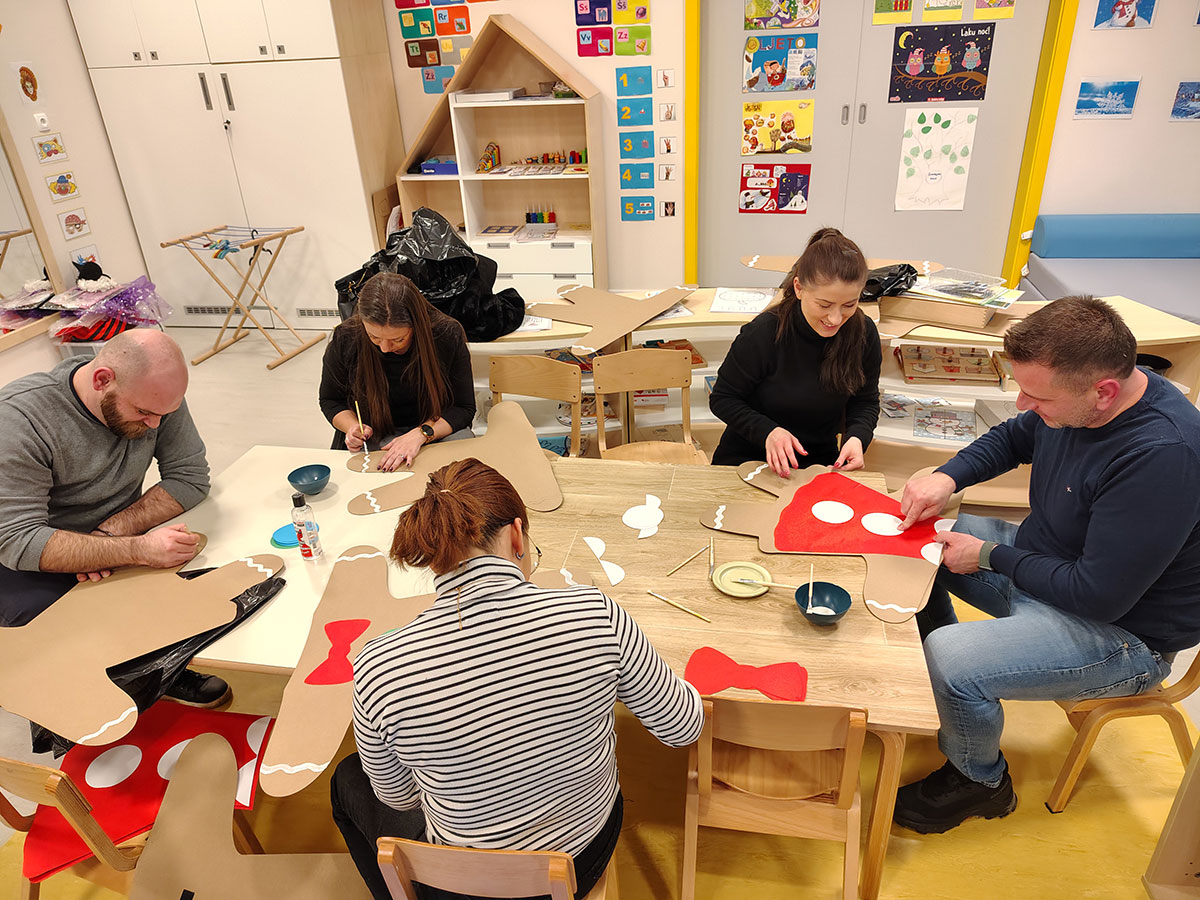 Roditelji izrađivali kostime za fašnik