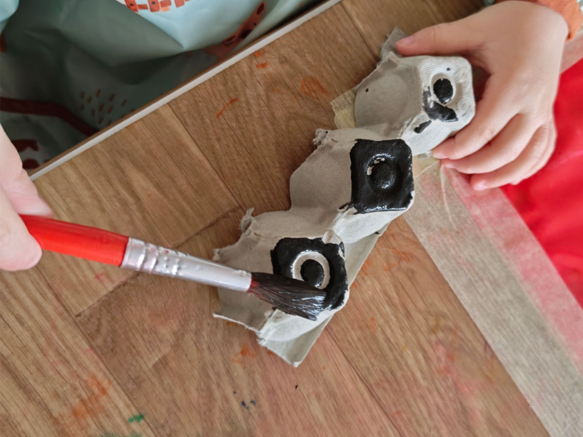 Limači istražuju svijet mrava i bubamara