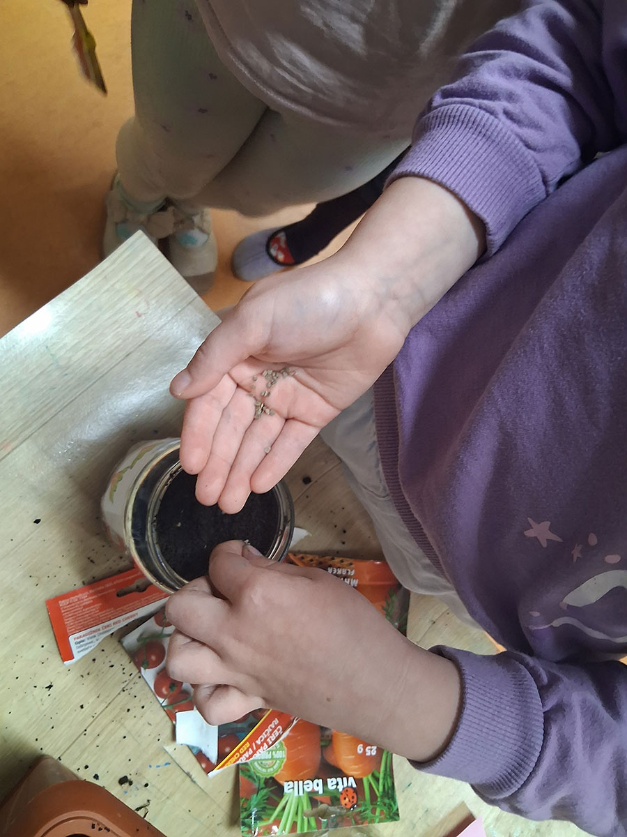 Kamenčići obilježili Dan planete Zemlje