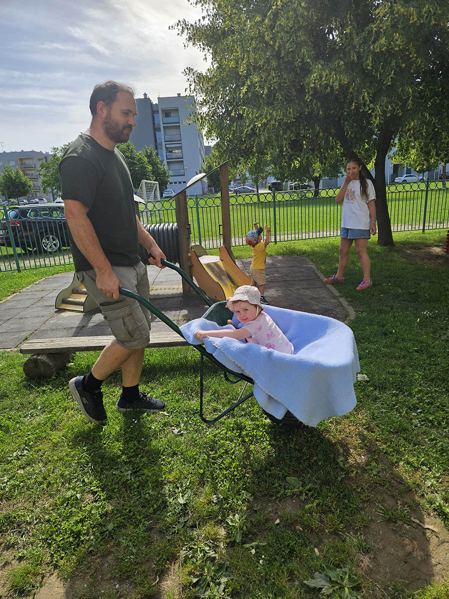 Kolačići zajedno u igri i druženju