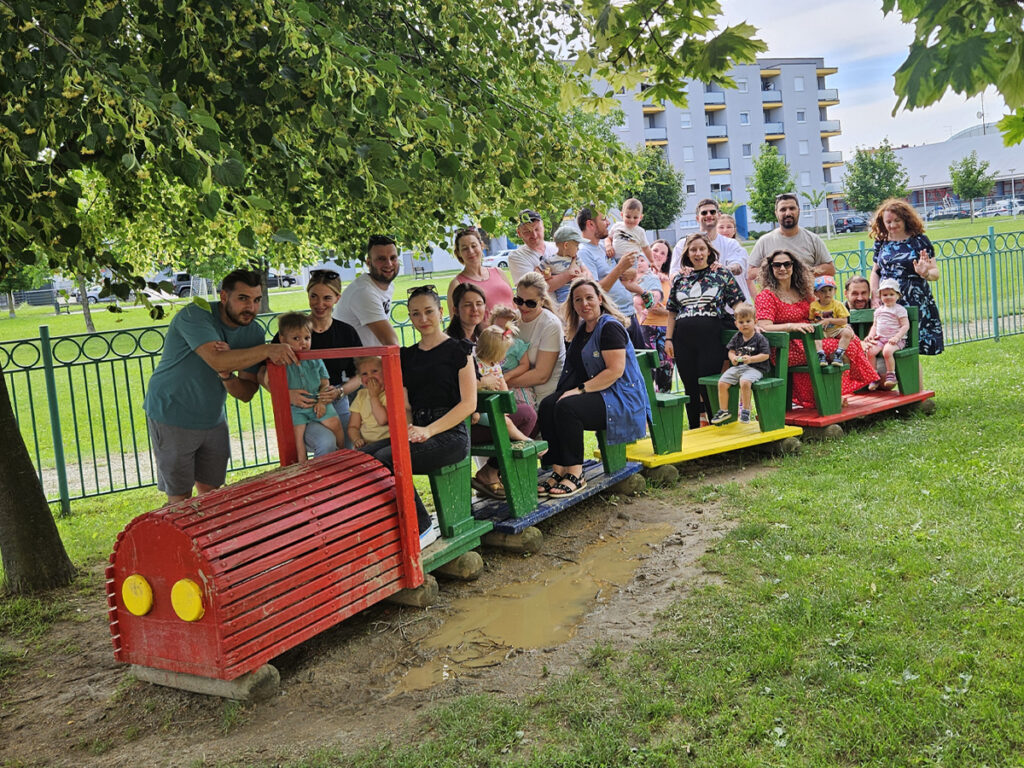 Kolačići zajedno u igri i druženju